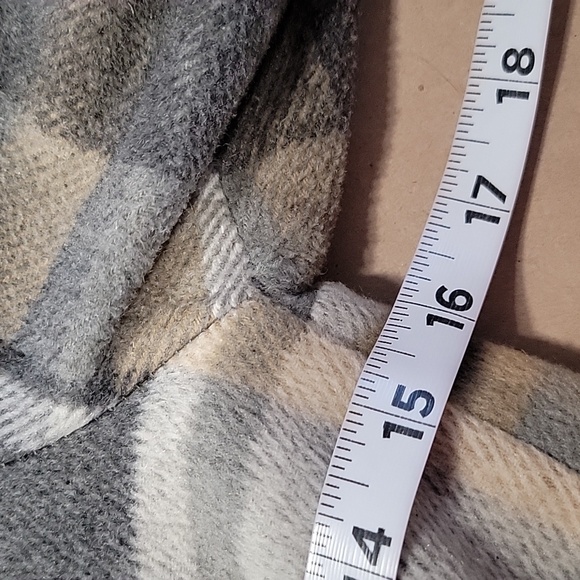 Rue 21 Size S Gray Tan Cream Plaid Polyester Wool Blend Double Breasted Jacket - Picture 10 of 14